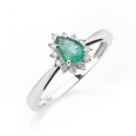 Anel de Esmeralda e Diamantes
