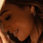 Brinco Leque filigrana em ouro amarelo